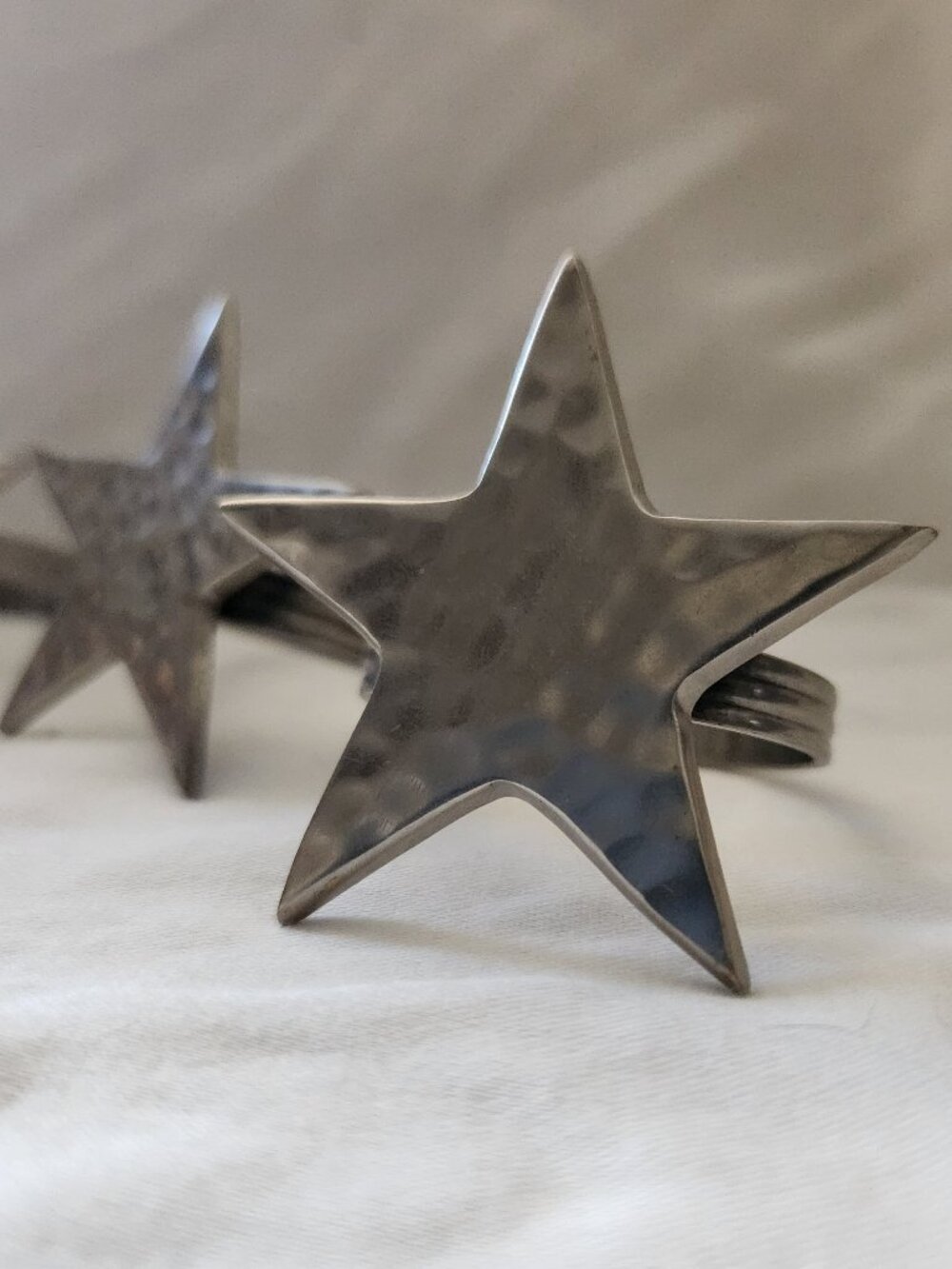 Vintage Hammered Silver Metal Star Napkin Rings- set of 6 Celestial Holiday